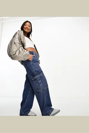 ASOS ASOS DESIGN Petite cargo jean in mid