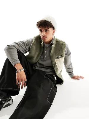 Columbia Mountainside fleece vest in khaki
