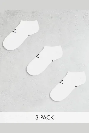 Nike Nike Sportswear Everyday Essential no-show socks in