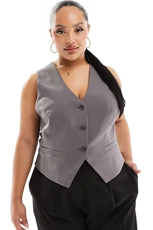 ASOS ASOS DESIGN Curve tailored waistcoat in