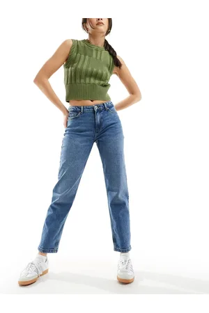 VERO MODA Kyla mid rise straight jeans in medium denim