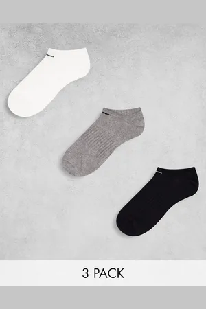 Nike Everyday Lightweight 3 pack no show socks in