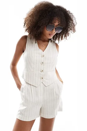 New Look Pinstripe linen look waistcoat in