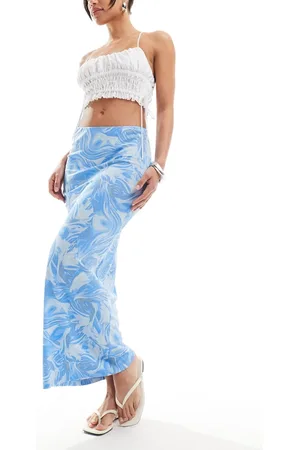 Monki Midi skirt in blurr print
