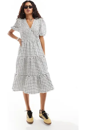 Monki Wrap midi smock dress with tiered hem in white and black pane check