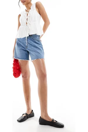 Abercrombie & Fitch Curve Love dad fit denim short in mid