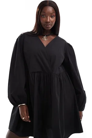 ASOS ASOS DESIGN Curve cotton v-neck mini smock dress in
