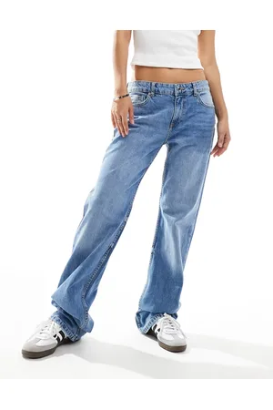 Bershka Low rise straight leg jeans in mid
