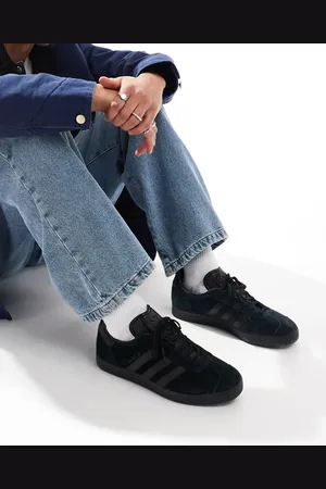 adidas Gazelle trainers in triple