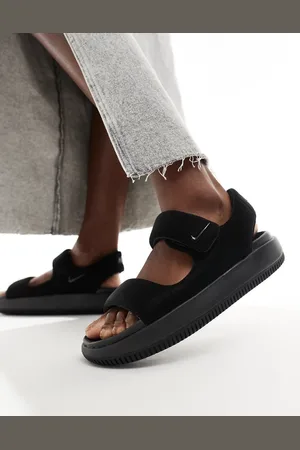 Nike Calm sandals in