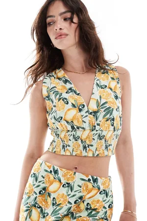 Abercrombie & Fitch Co-ord plunge front top with shirred waist in lemon print
