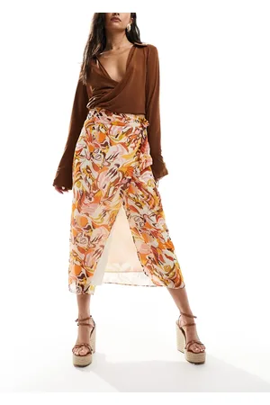 Style Cheat Wrap midi skirt in floral print
