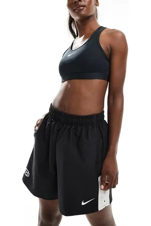 Nike Trend woven short in