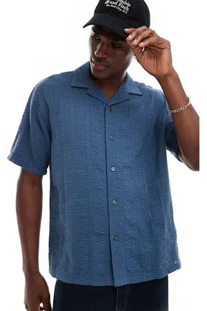 Abercrombie & Fitch Short sleeve seersucker stripe shirt relaxed fit in mid