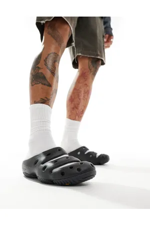 Keen Yogui sandals in