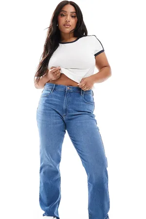 Wrangler Straight leg jean in mid