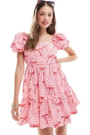 Miss Selfridge Poplin tiered mini smock dress in gingham bow print