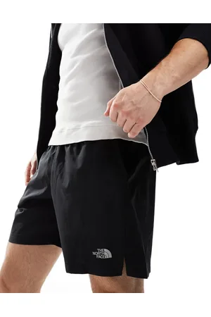 The North Face 24/7 logo shorts in
