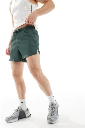 Nike Run Division 5 inch shorts in dark