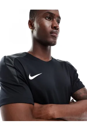 Nike Strike t-shirt in