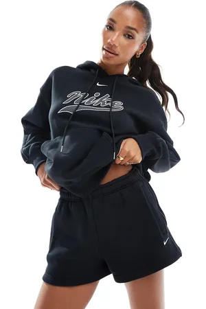 Nike Trend fleece shorts in