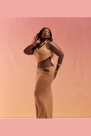 ASOS ASOS DESIGN Curve co-ord slinky cut out hip maxi skirt in sand