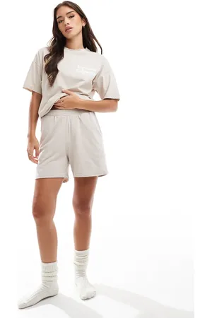 Pieces® Mix and match sweat short in cream