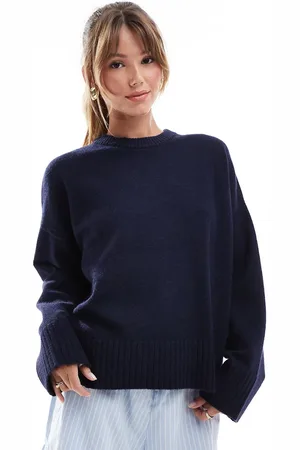 Bershka Chunky crew neck jumper in navy