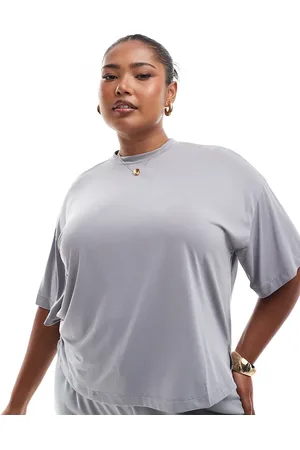Pieces® Pieces Curve slinky super soft boxy t-shirt co-ord in