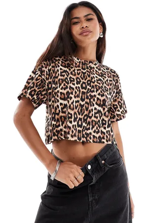 Noisy May Crop top in leopard print