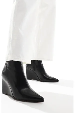 River Island Wedge heel boot in