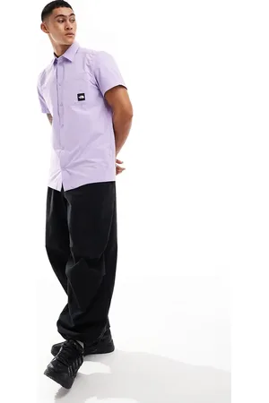 The North Face Murray short sleeve logo pocket shirt in lilac