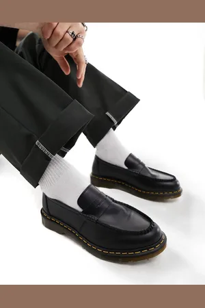 Dr. Martens Unisex Penton loafers in smooth