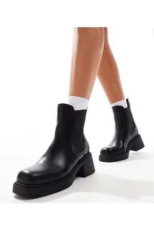 New Look Square toe low ankle boot in