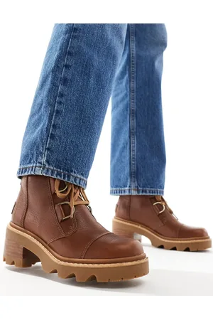 sorel Joan Now heeled lace up leather boots in velvet tan and black