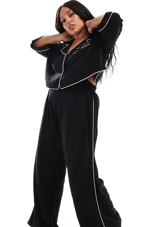ASOS ASOS DESIGN Curve super soft slinky wide leg pyjama trouser in with contrast binding