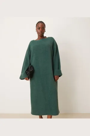 ASOS ASOS DESIGN Curve supersoft fluffy slouchy jumper midaxi dress in green
