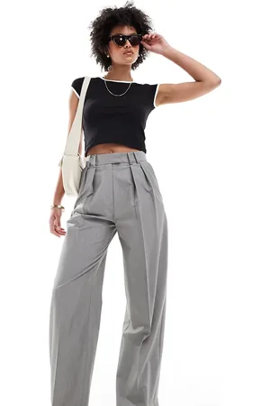 ASOS ASOS DESIGN Tall tailored wide leg trousers with pleat detail in