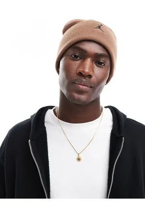 Jordan Essential peak beanie in