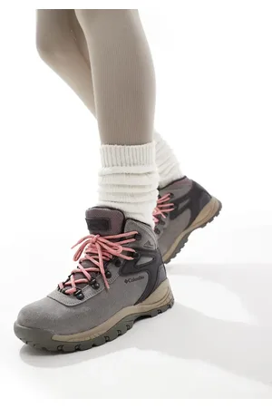 Columbia Newton Ridge Plus waterproof hiking boots in stratus