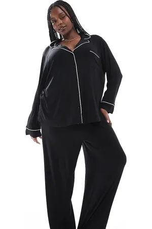 ASOS ASOS DESIGN Curve super soft long sleeve shirt & trouser pyjama set with contrast piping in