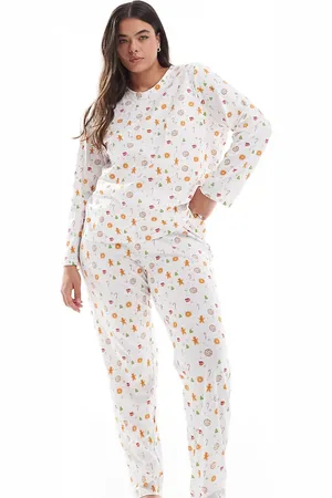 Pieces® Pieces Curve Christmas long sleeve pyjama set in gingerbread print