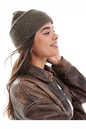 Pieces® Chunky ribbed beanie in