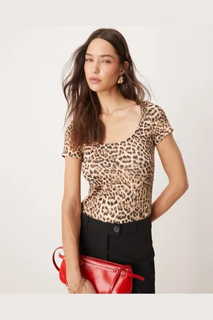 Pimkie Slinky scoop neck body in leopard print