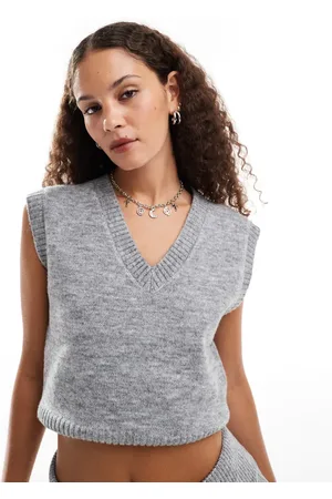 Emory Park V-neck knitted vest co-ord in heather