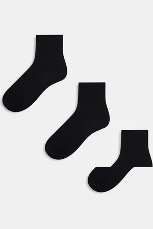 Monki 3 pack ankle socks in
