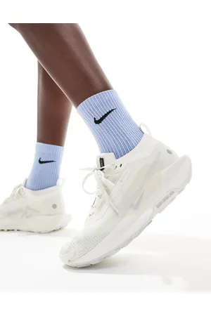 Nike ReactX Pegasus Trail 5 Gore-Tex trainers in