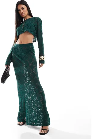 Aria Cove Exclusive lace column maxi skirt co-ord in emerald