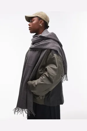 & OTHER STORIES Premium wool oversized scarf in