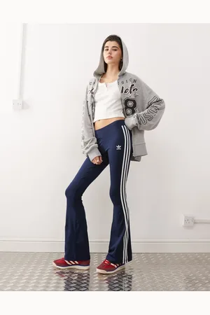 adidas Adicolor flared leggings in